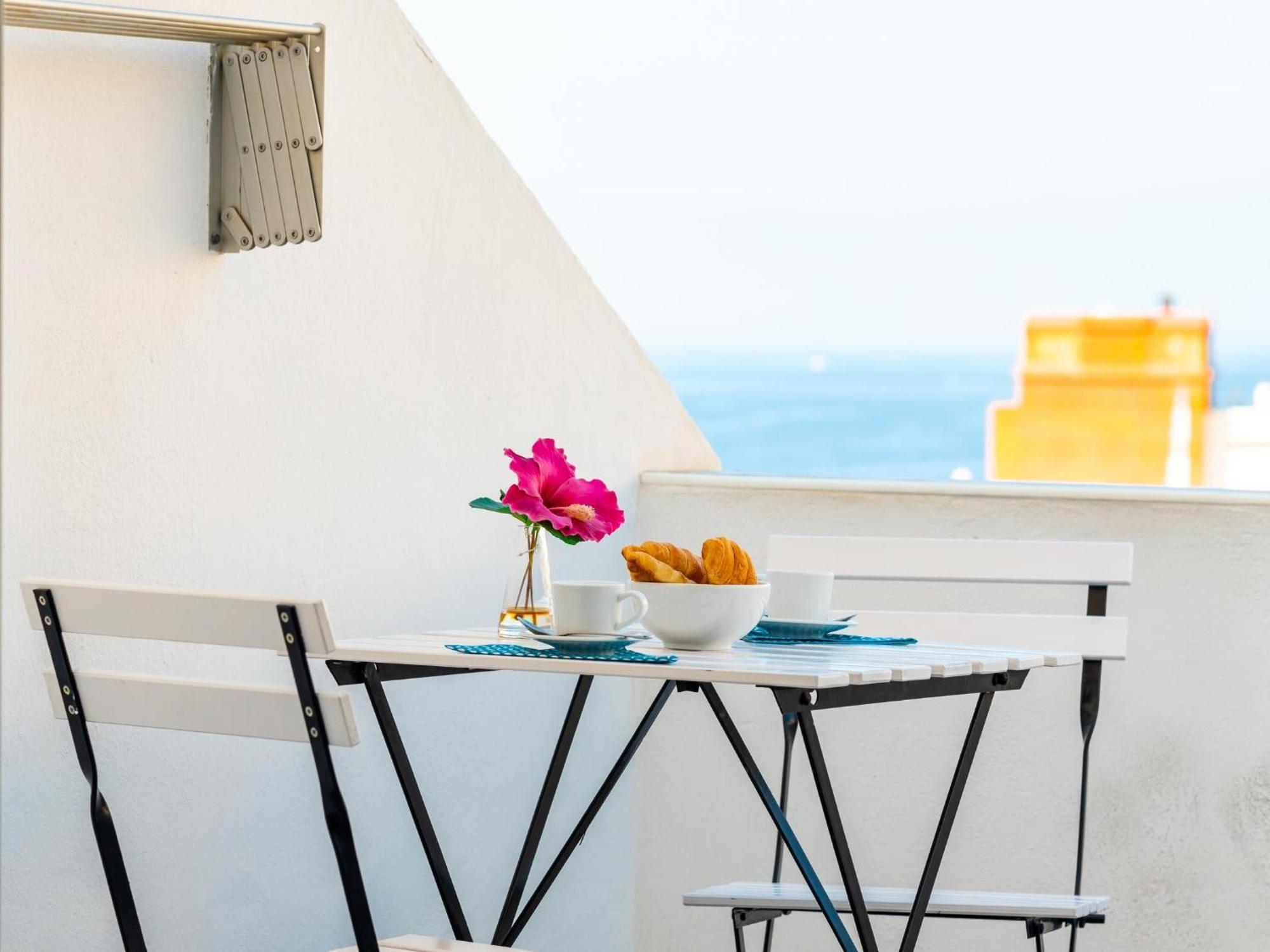 97 Hermosa Marina Primavera Con Terraza Y Piscina 아데제 외부 사진